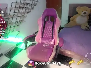 Stripchat Live Porn of roxy_roxxan
