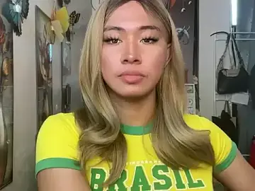 Stripchat Live Sex of Miss_CandyX
