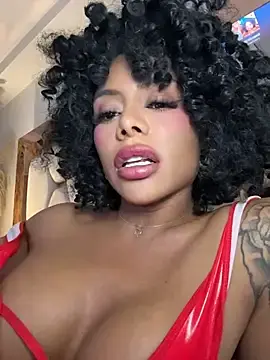 Stripchat Sex Cam of HOT_LADY_777