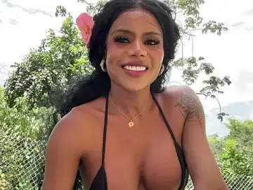 Stripchat Live Sex Cam of HOT_LADY_777