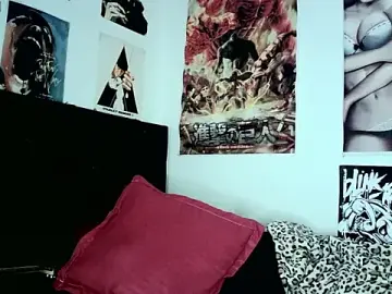 Stripchat Live Sex Cam of kiiler_queen