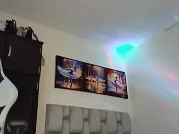 Stripchat Watch Live Sex Cams of Angellyg