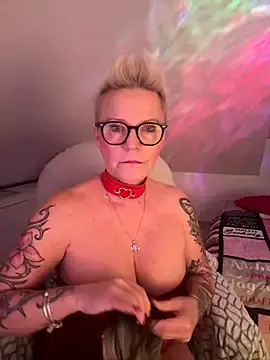 Stripchat Free Porn Cam of German_Milf