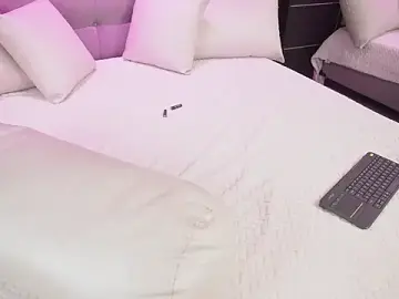 Stripchat Adult Video Chat of BellaLatinaTS