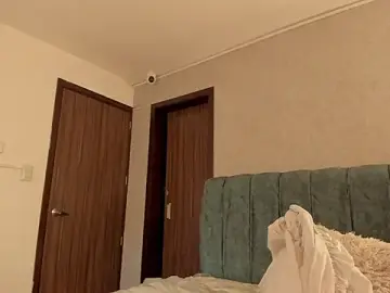 Stripchat Live Sex Cam of Aleera_Walton