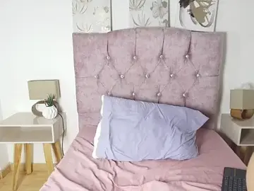 Stripchat Free Live Porn of Ruby_Rouge_