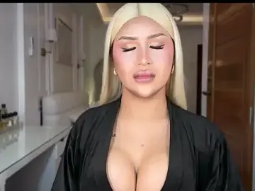 Stripchat Sex Cam of Your_Majesty_Tyra