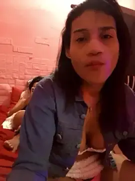 Stripchat Free Live Porn of Kellye_hotTs