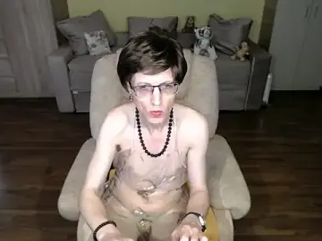 Stripchat Best Webcam of clementine