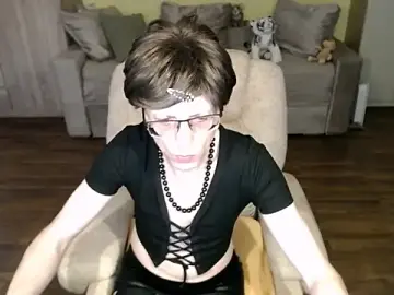 Stripchat Sex Cam of clementine