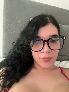 Stripchat Free Live Porn of Victoriacollins_Julian