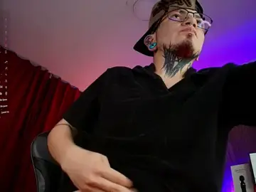 Stripchat Private Sex Chat of tyler_jones_