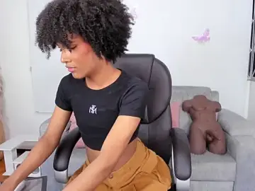 Stripchat Best Webcam of NaomiSaenz_