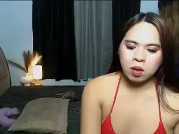 Stripchat Live Sex Cam of horsecock_xyra