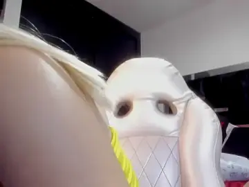 Stripchat Live Sex Cam of Miranda_bigcock3