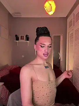 Stripchat Nude Webcam of Crystal_________