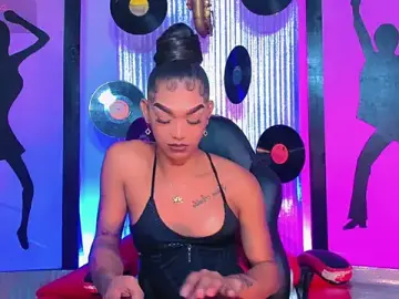 Stripchat Free Live Porn of nickyminach_