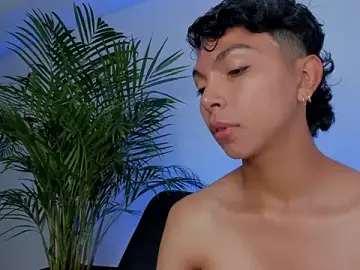 Stripchat Private Sex Chat of xhenisa_