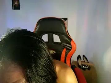 Stripchat Free Porn Cam of Savana_Maison