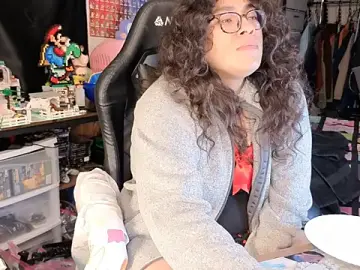 Stripchat Sex Cam of ShinyCherub