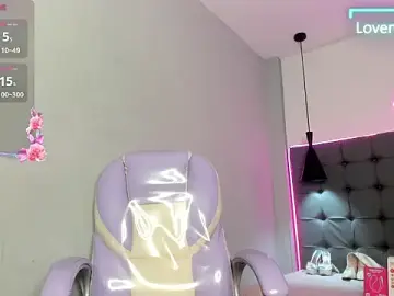 Stripchat Live Porn of scarletcherry18