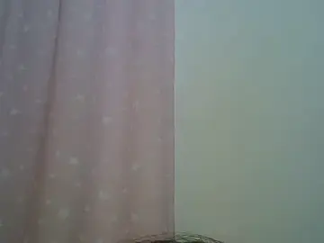 Stripchat Live Sex of SkinnyKitten
