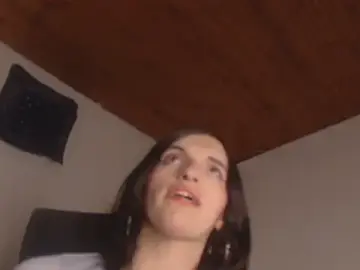 Stripchat Sex Chat of Scarlett_crastrawberry