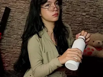 Stripchat Live Sex of jeimy_garcia