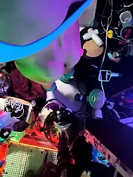 Stripchat Live Sex Cam of gurlnips