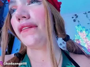 Stripchat Sex Cam of midnight_angell