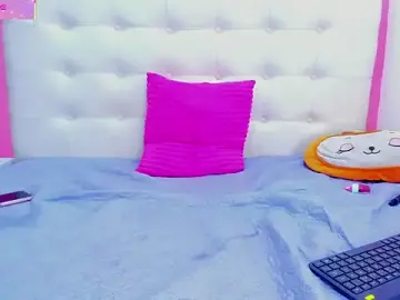 Stripchat Live Sex Cam of Macarena_05