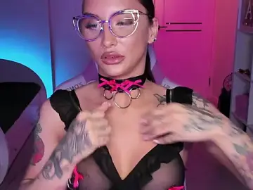 Stripchat Adult Video Chat of SibylVex