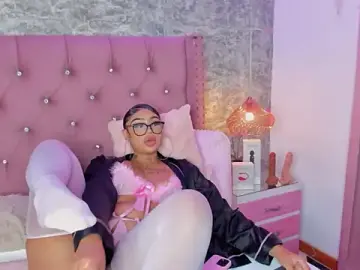 Stripchat Free Live Porn of Mia_Jansen