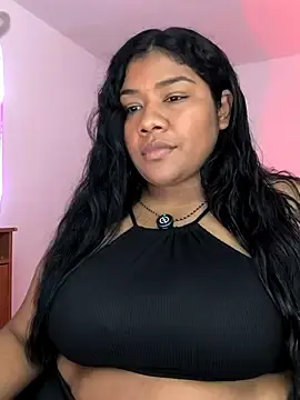 Stripchat Free Live Porn of paola091