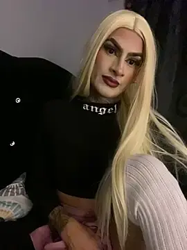 Stripchat Best live sex cam show of valen_lewiiz