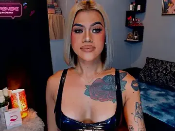 Stripchat Sex Cam of StellaStrong30