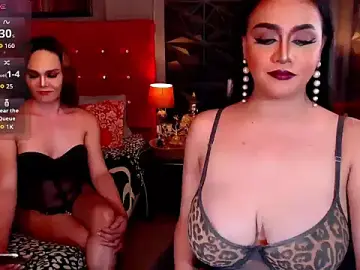 Stripchat Free Live Porn of BombshellMARIA
