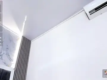 Stripchat Live Sex Cam of SweetCata_ts