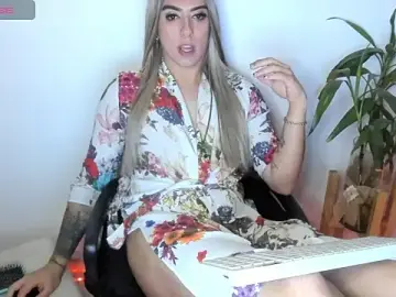 Stripchat Free Porn Cam of ashley_sans2000