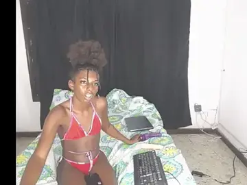 Stripchat Adult Webcam of MMia_charlott