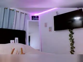 Xlovecam Best Webcam of MegandoSantoss