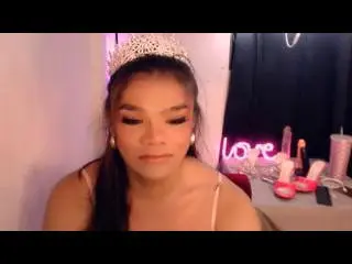 Xlovecam Nude Webcam of EsaMarie