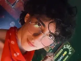 Xlovecam Live Porn of ElliotNoir