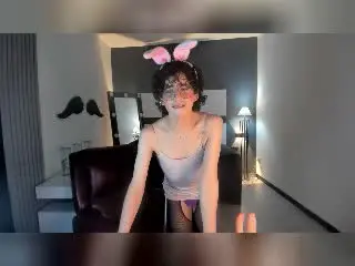 Xlovecam Free Live Porn of ElliotNoir