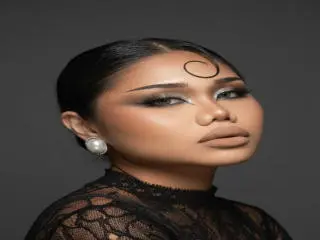 Xlovecam Live Sex of AimyHotCumTrans