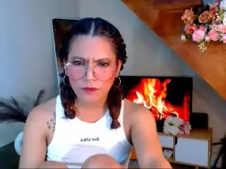 Xlovecam Sex Chat of YoureFantasyMaria