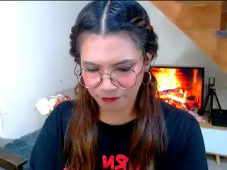 Xlovecam Live Sex Cam of YoureFantasyMaria