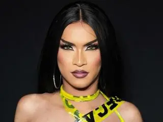 Xlovecam Free Live Porn of AgathaRodriguez