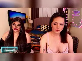 Xlovecam Live Porn of InsatiableQueensX