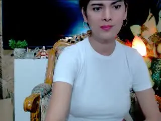 Xlovecam Free Porn Cam of BeautyQueenTs